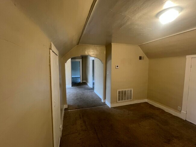 Building Photo - 2555A 16th St