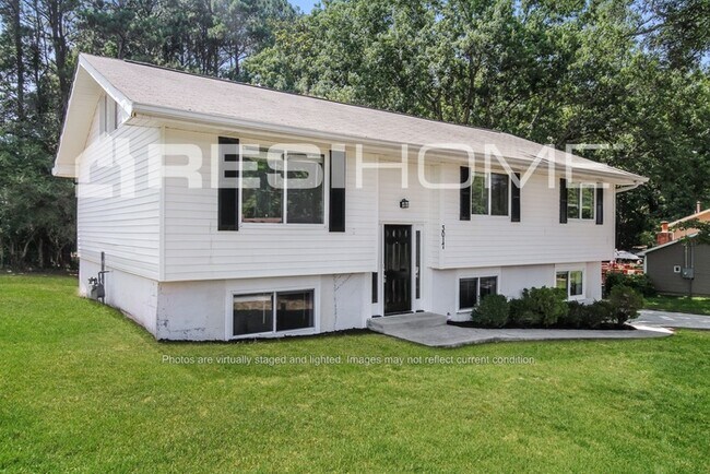 Building Photo - 3017 Park Ln