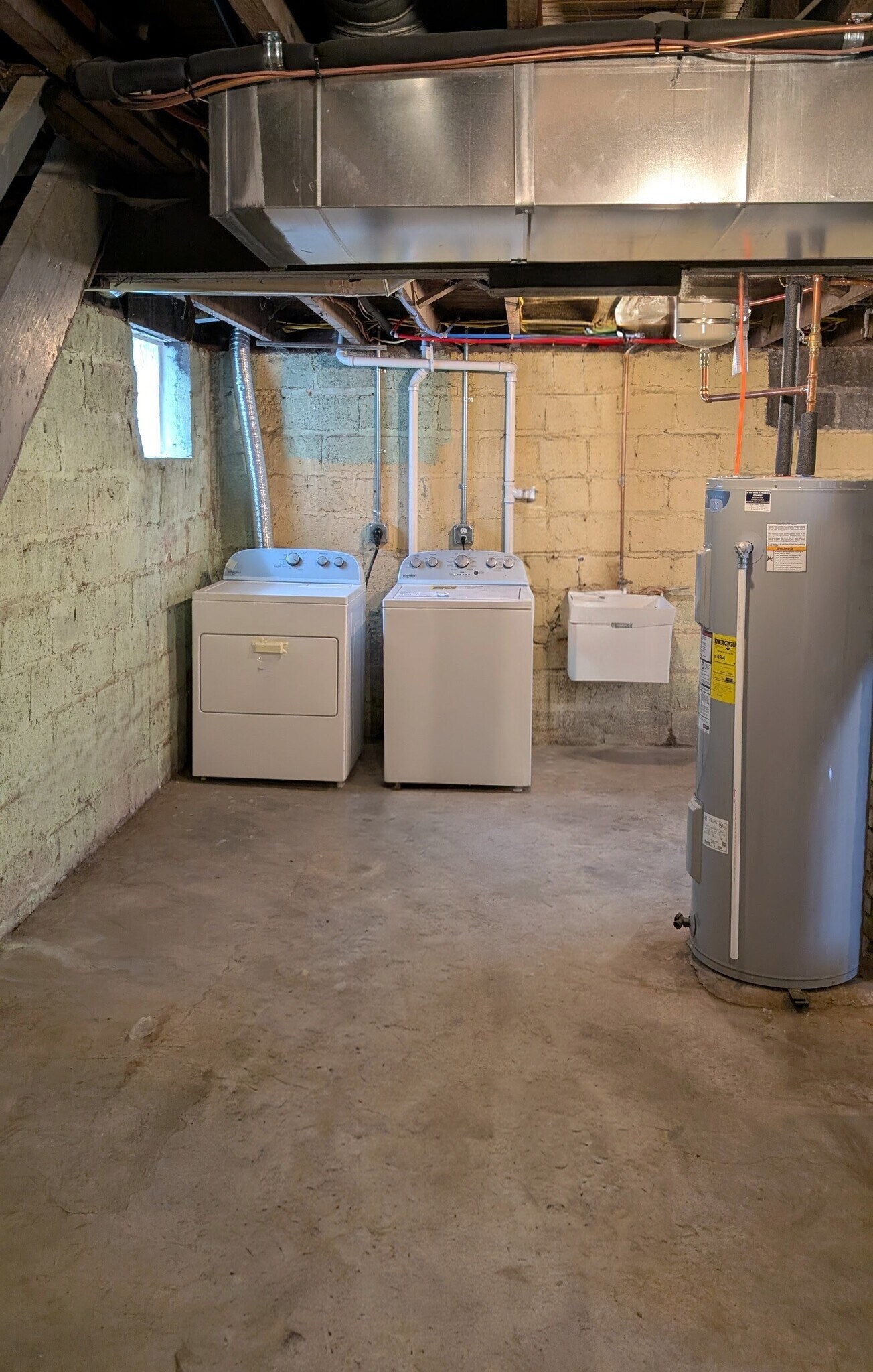 Laundry-Basement - 2903 Homehurst Ave