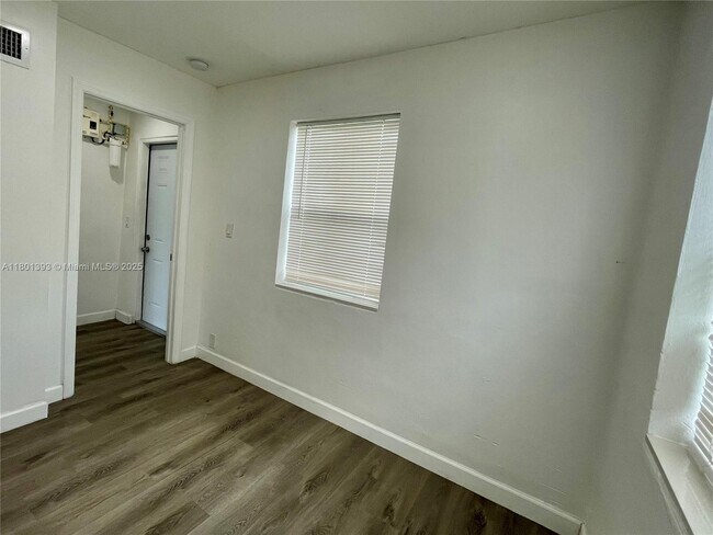 Building Photo - 26741 SW 139th Ave