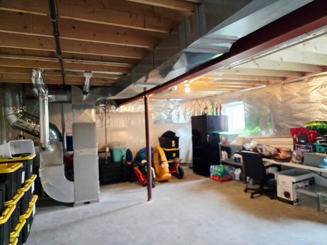 Building Photo - 1747 Goldenrod Turn