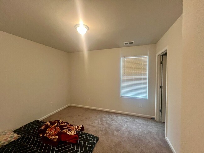 Building Photo - Parsons Mill Castle Hayne, 4BR, 2 Car Gara...
