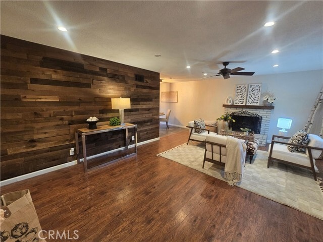 Building Photo - 607 Sixth St