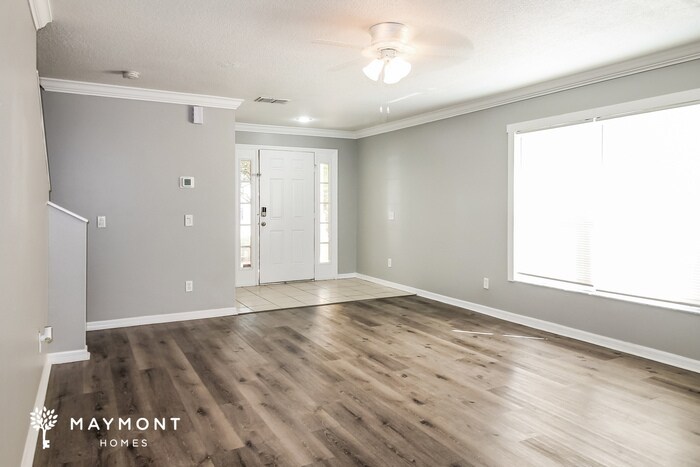 Building Photo - 8534 Hawbuck St