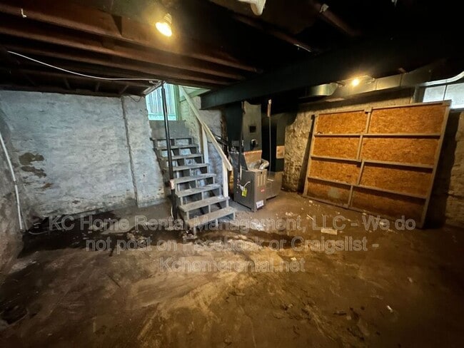 Building Photo - 4418 Sunrise Dr