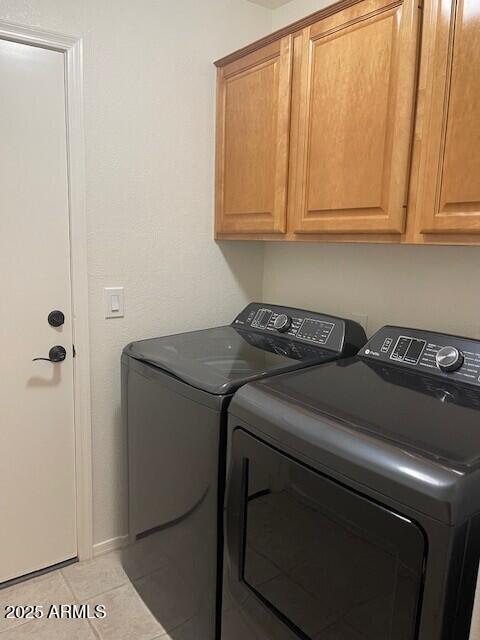 Building Photo - 1038 S Roca St