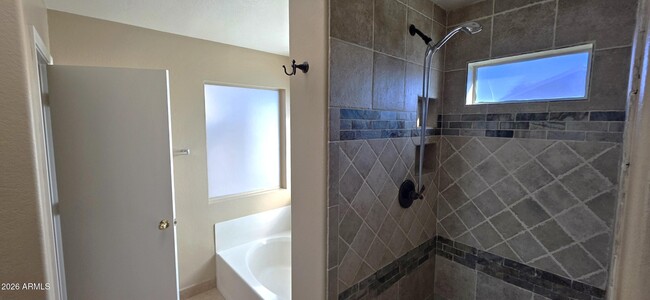 Building Photo - 9163 W Davis Rd