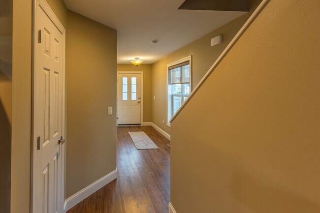 Building Photo - 3350 Crater Lake Ave