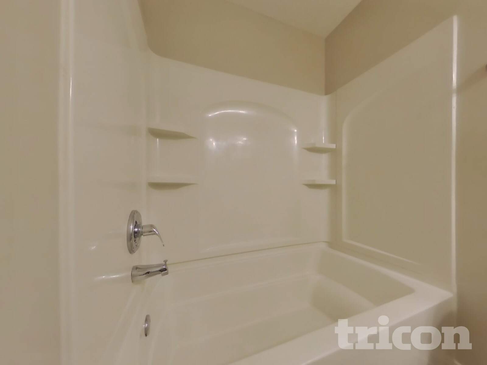 Building Photo - 722 Chestnut Ln