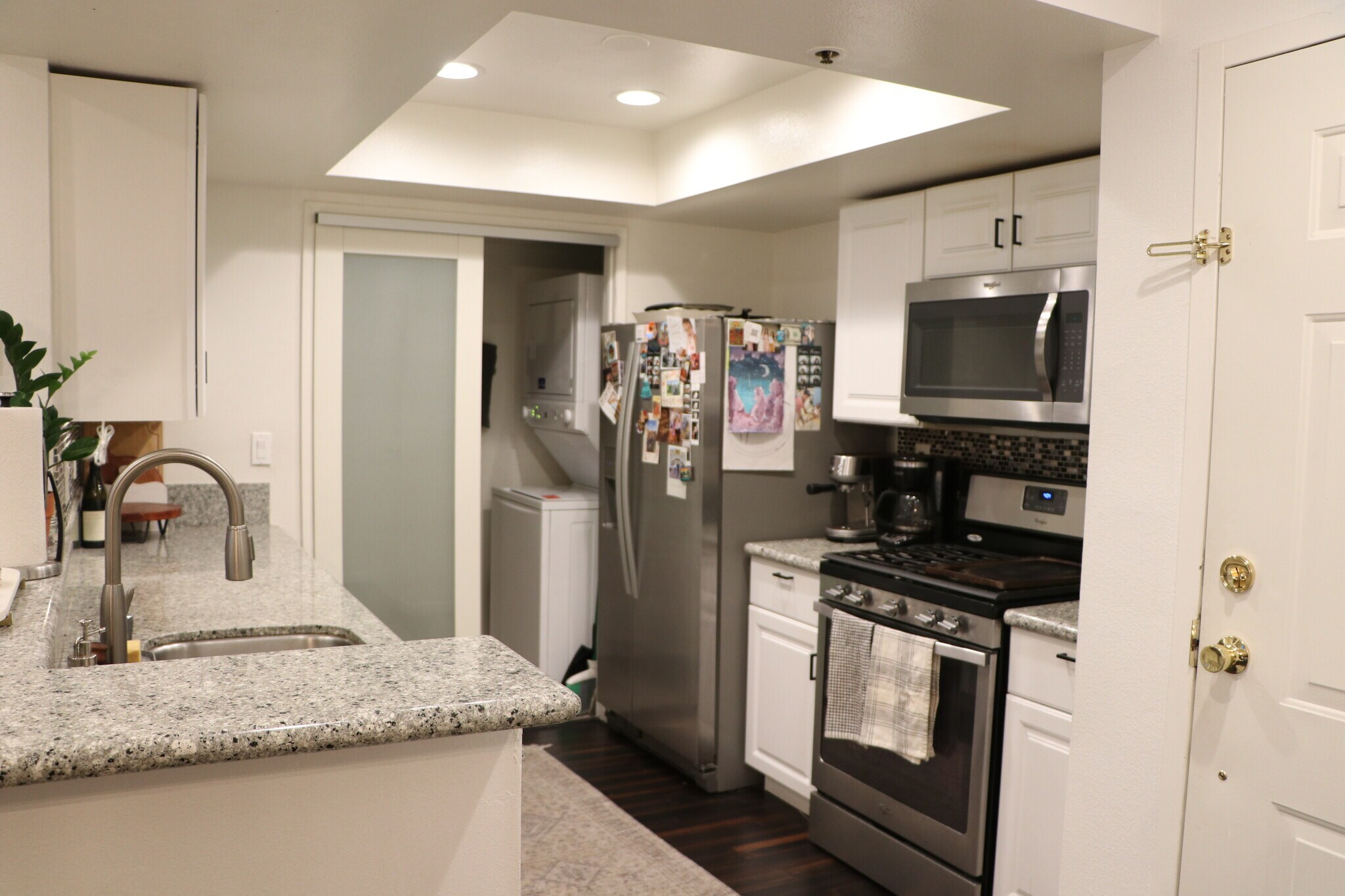 Building Photo - 35 Linden Ave