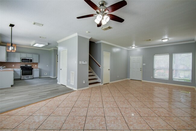 Building Photo - 19402 Hickory Meadow Ln