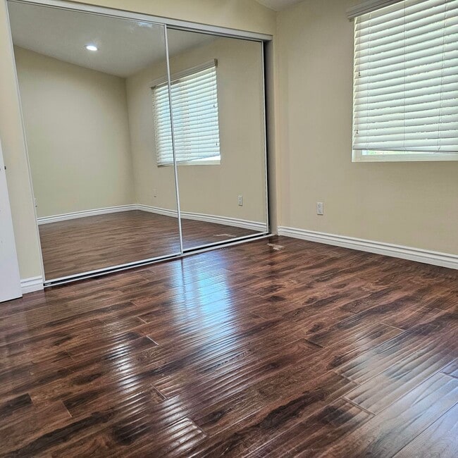 Building Photo - 20811 Tiara St