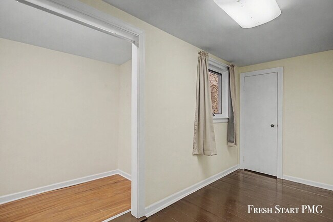 Building Photo - Charm Meets Modern Living in the Heart of Stanton