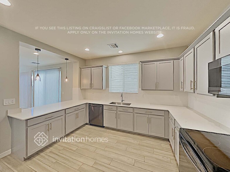 Building Photo - 2922 N Athena