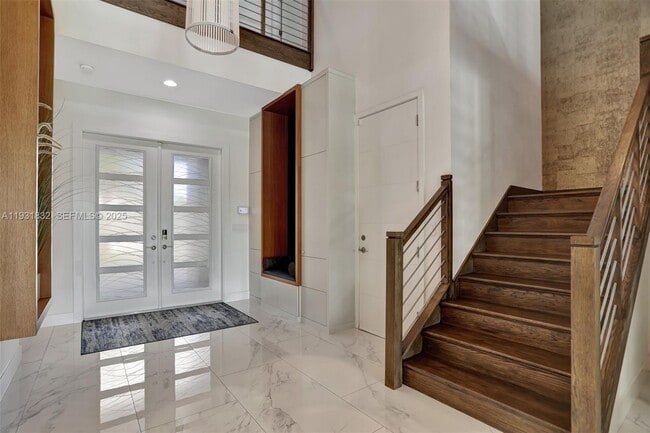 Building Photo - 17113 Aquavera Way