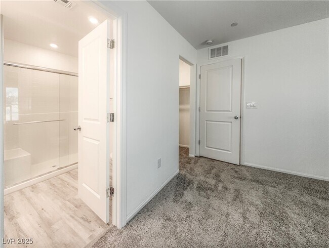 Building Photo - 331 Cymbal Pl