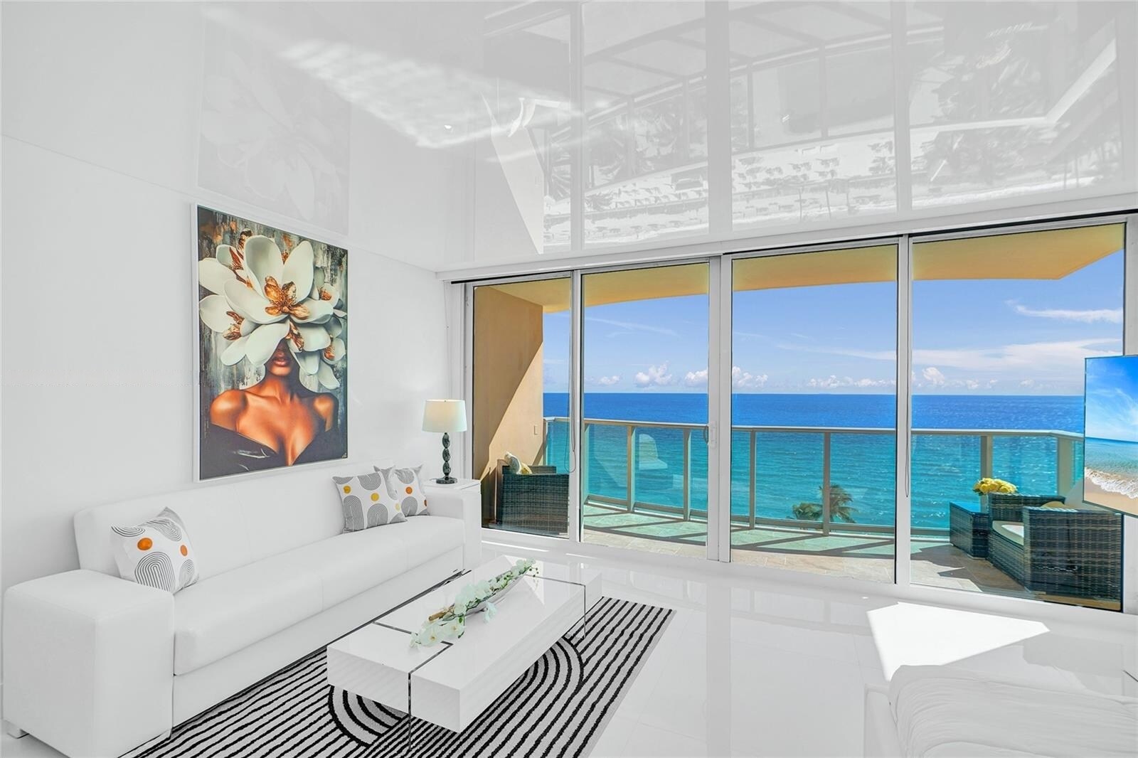 Building Photo - 2501 S Ocean Dr