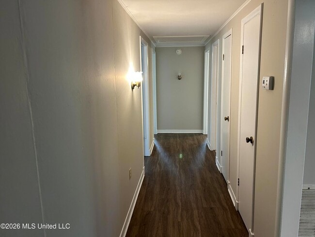 Building Photo - 3464 S Red Banks Rd