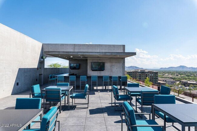 Building Photo - 7120 E Kierland Blvd