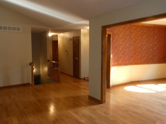 Building Photo - Beautiful home off Chapel Hill Rd