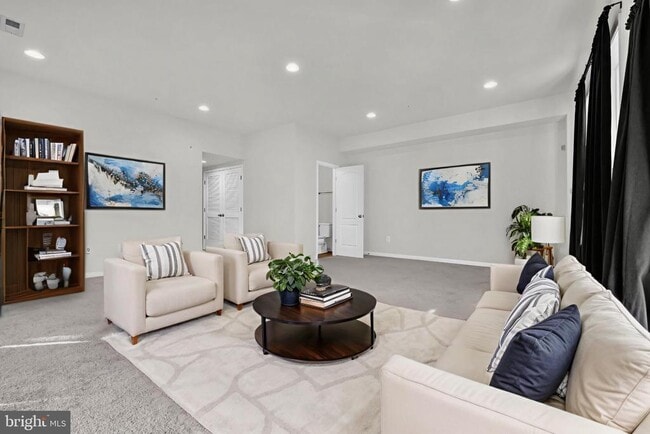 Building Photo - 1106 Overlook Wy