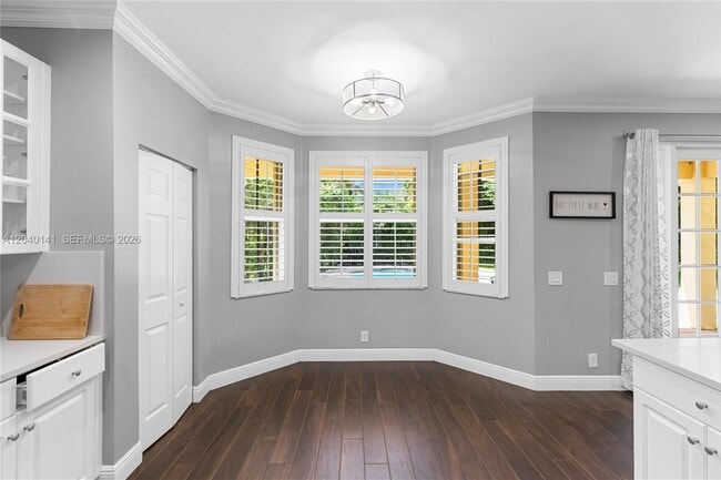 Building Photo - 4228 Laurel Ridge Cir