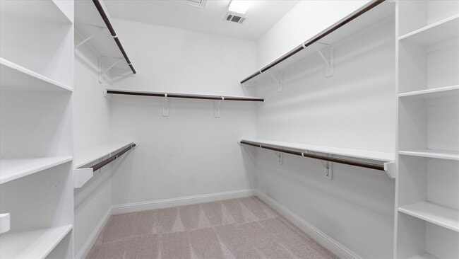 Building Photo - 922 W 20th St