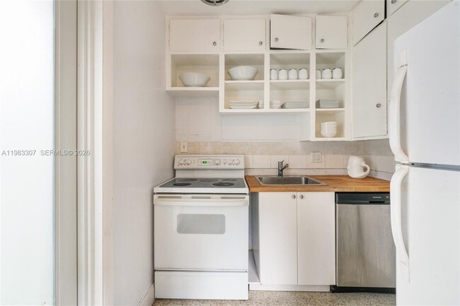 Building Photo - 171 NE 46th St