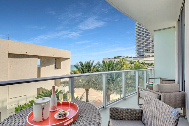 Building Photo - 4111 S Ocean Dr