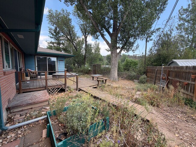 Building Photo - 2708 Delwood Ave