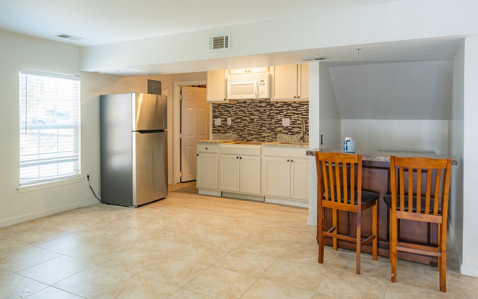 Building Photo - 1111 Merganser Ct