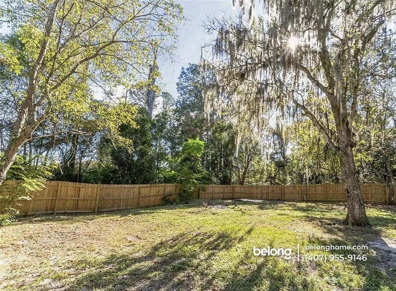 Building Photo - 6310 Belle Isles Dr