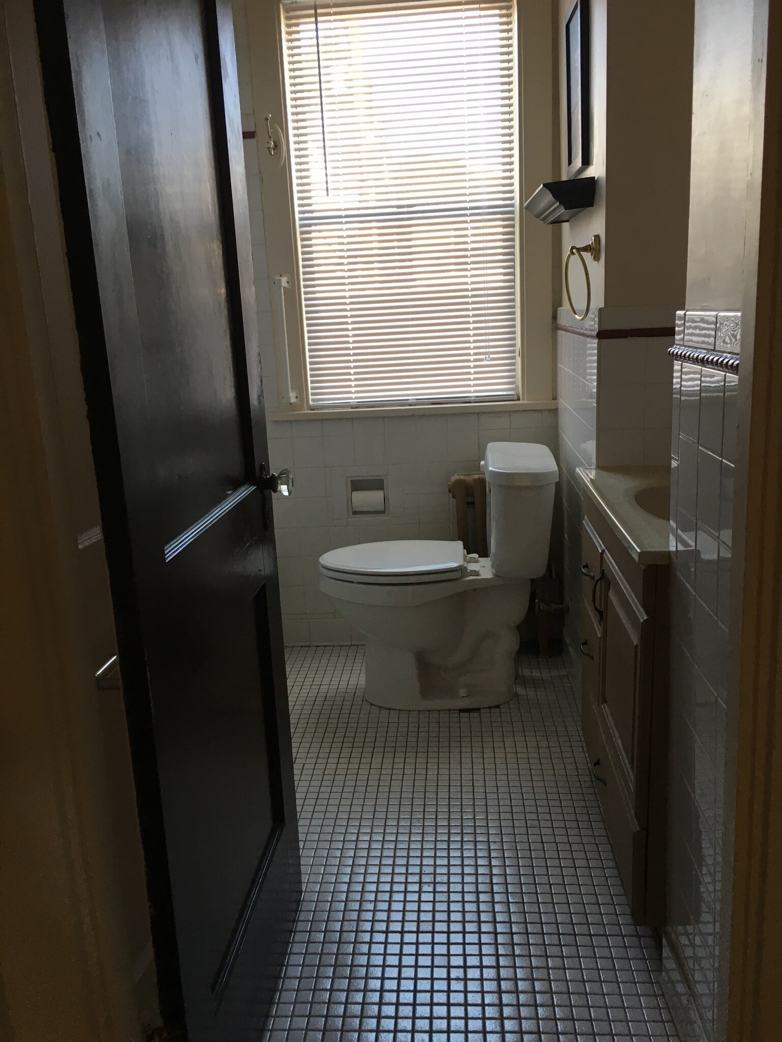 Bathroom - 3322 Parkview Ave