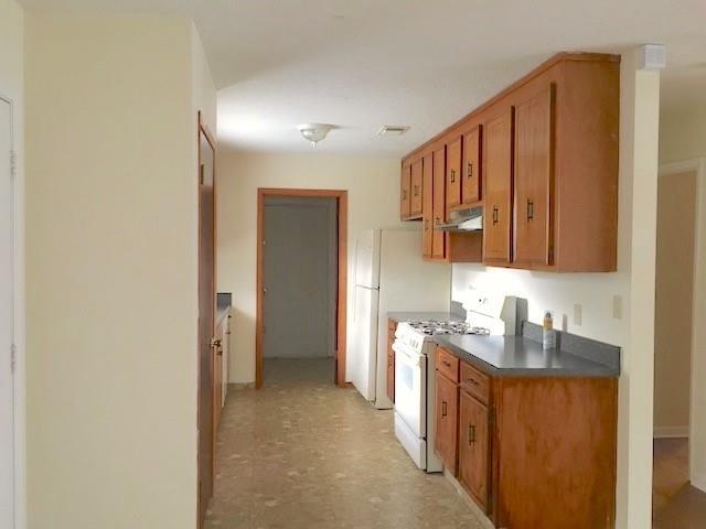 Building Photo - 12395 Old Cedar Point Rd