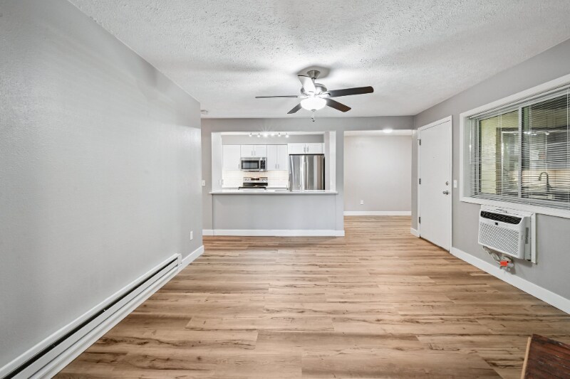 Building Photo - 14896 E 2nd Ave