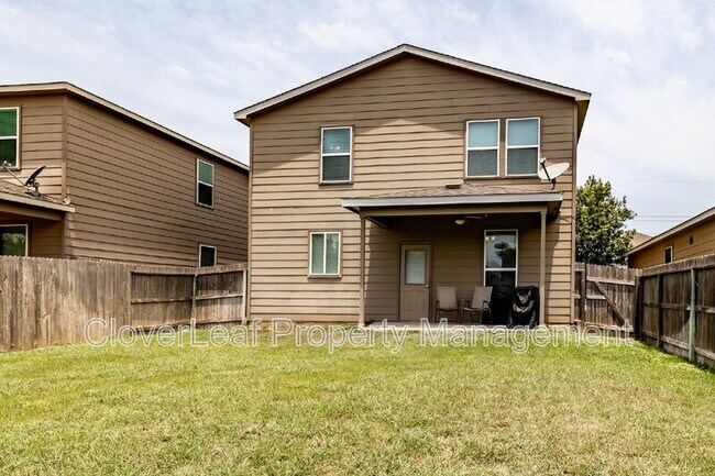 Building Photo - 450 Harvest Point