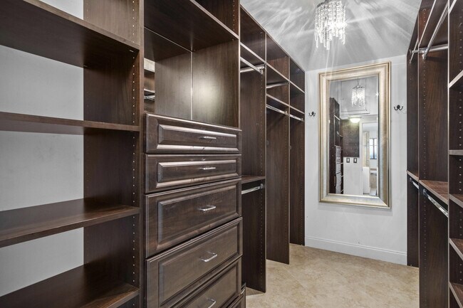 Building Photo - 5281 Bolero Cir