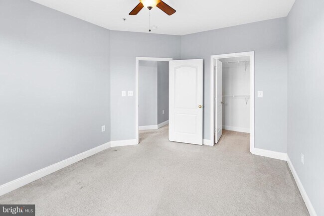 Building Photo - 92 Chevy Chase St