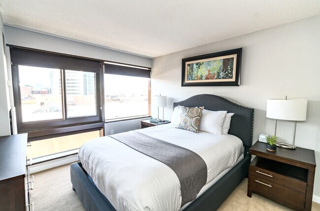 Building Photo - 127 Greyrock Pl