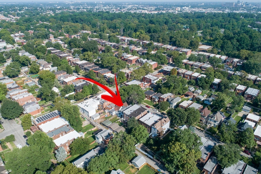 Overhead - 1 Block to Morganford / 2 Blocks to Tower Grove Park - 4160 Juniata St