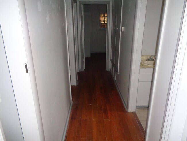 Building Photo - 5307 Keats Dr