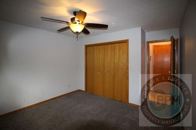 Building Photo - Comfortable 2 Bedroom/ 2 Bathroom/ 2 Car D...