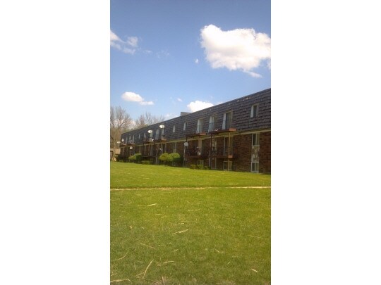 Primary Photo - Carnaby Square Apartments
