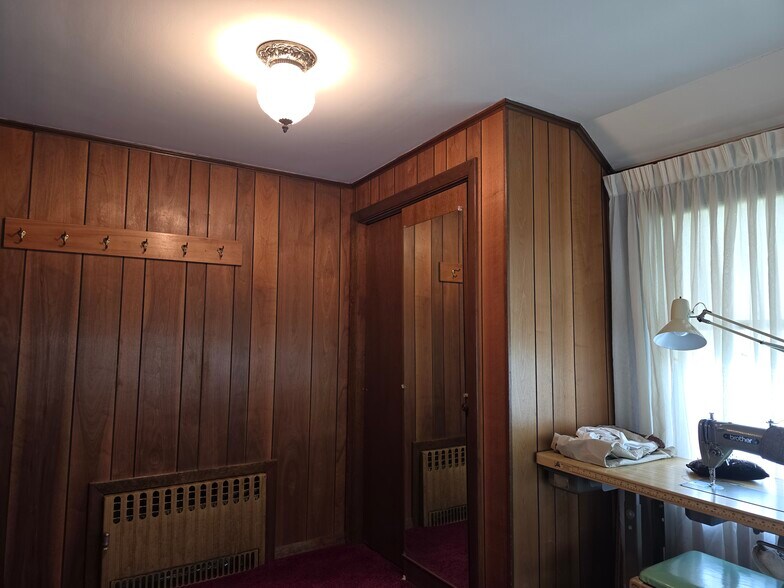 Building Photo - 97 White St