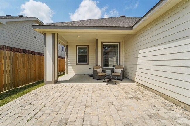 Building Photo - 788 Yellow Birch Ln