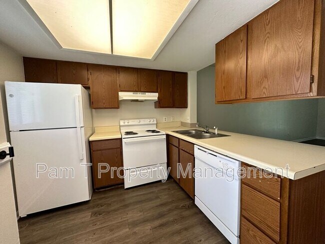 Building Photo - 12510 White Bluff Rd
