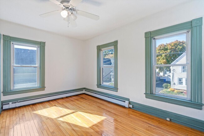 Building Photo - 74 Dartmouth St