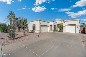 Building Photo - 1683 S Heritage Dr