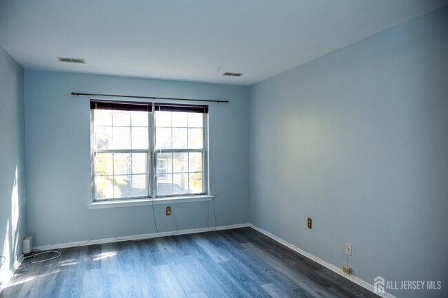 Building Photo - 2162 Ash Ct