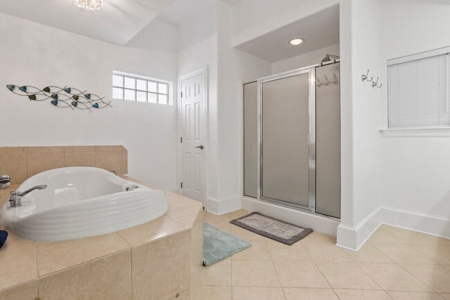 Building Photo - 4166 Old Lazy River Rd